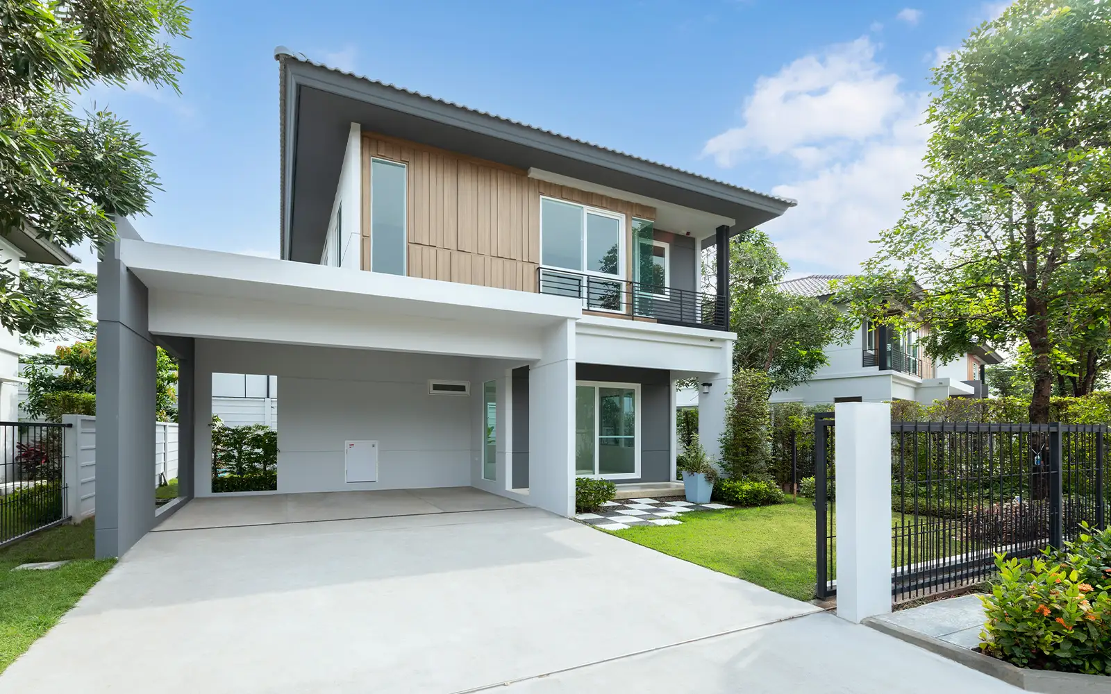 บ้านเดี่ยว บ้านจัดสรร บ้านหรู แลนด์ แอนด์ เฮ้าส์ โคราช ขอนแก่น มหาสารคาม อุดรธานี โครงการบ้านเดี่ยว
